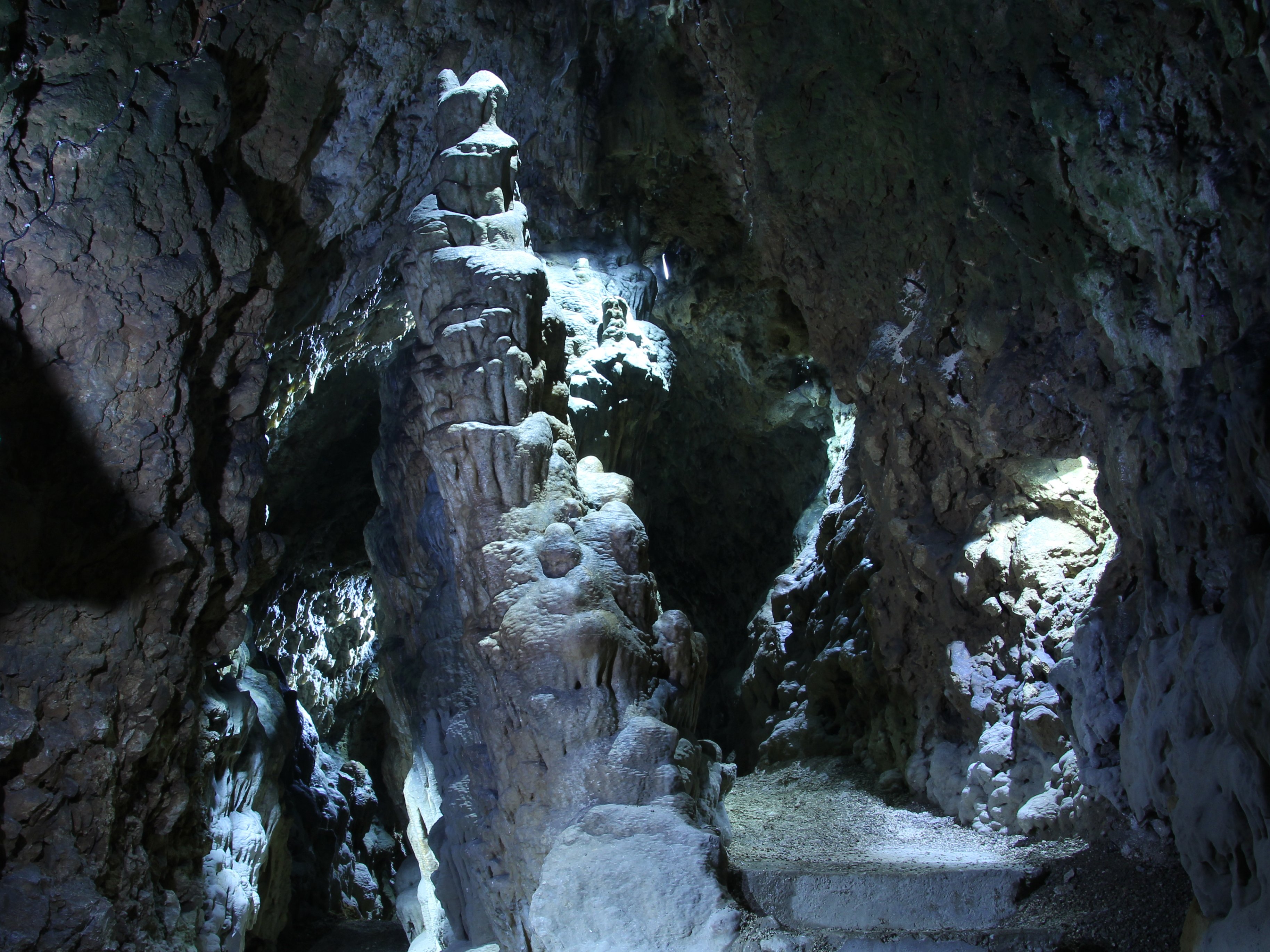 Schertelshöhle 
